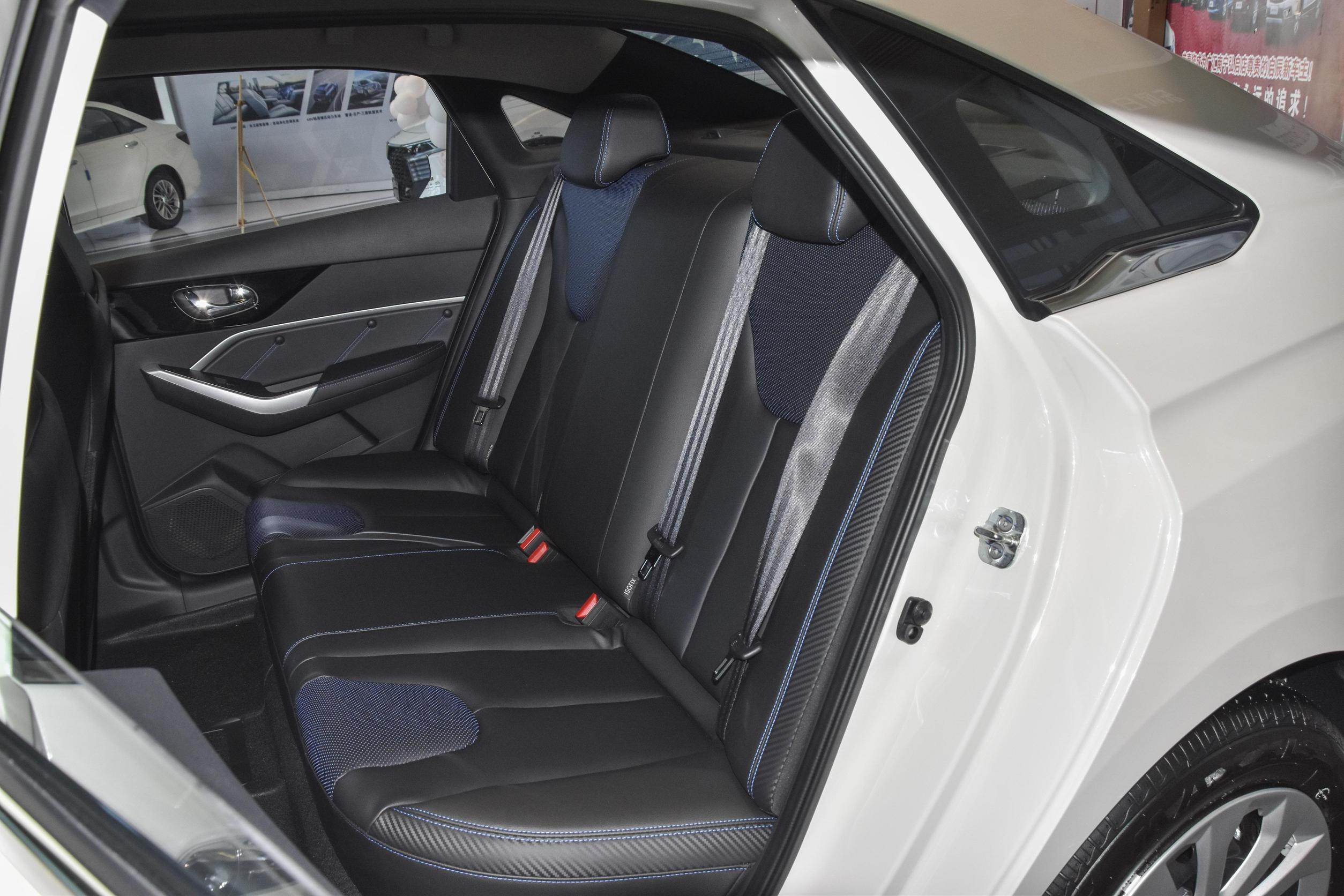 启辰d60 ev壁纸_启辰d60 ev_启辰d60 ev空间图片_51/468张图片_启辰