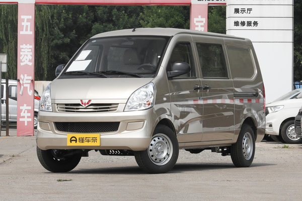 五菱荣光 2022款 1.2L S 基本型封窗车 5座厂商_基本信息图