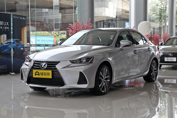 雷克萨斯IS 2017款 300 领先版厂商_基本信息图