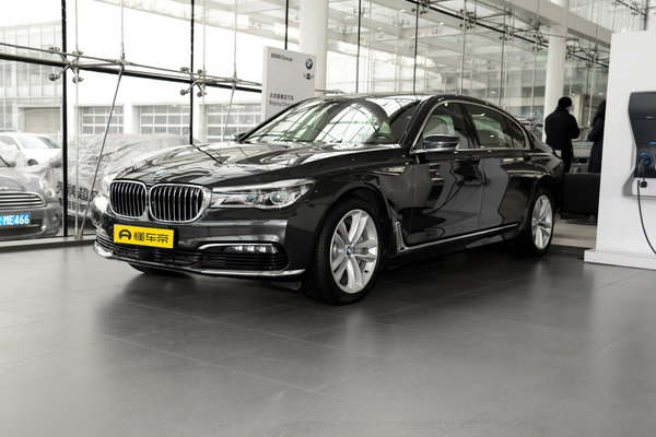 宝马7系 2017款 750Li xDrive 个性化定制版 四座轴距(mm)_车身图
