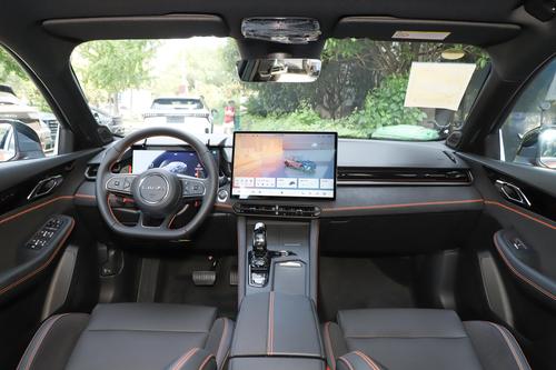 解读领克03冠军版：12.78万起售，轴距为2730毫米，表现如何？