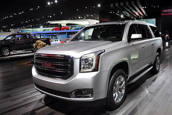 YUKON育空 2015款 6.2L DENALI 4WD四驱类型_底盘/转向图