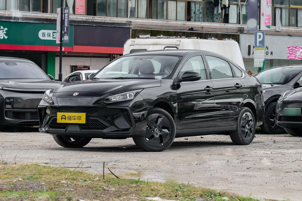 东风风神E70 2023款 改款 PRO 智行版厂商_基本信息图