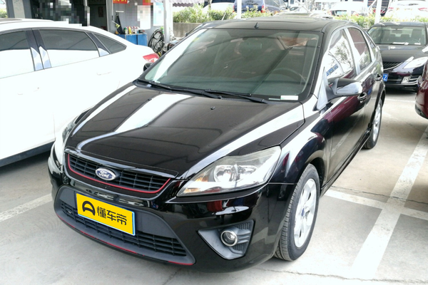 福克斯 2010款 两厢 2.0L SVP限量版燃料形式_发动机图