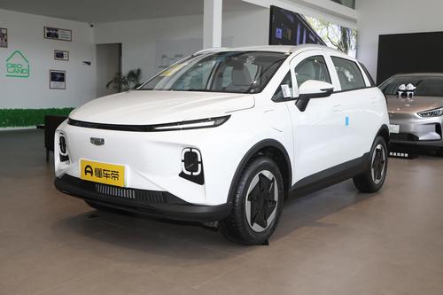 标配双联屏+电子怀挡，几何E萤火虫401km星光版上市