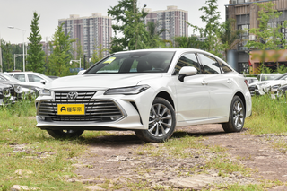 亚洲龙降至11.88万起，搭2.0L+CVT，喝92粗粮，还支持华为互联图1