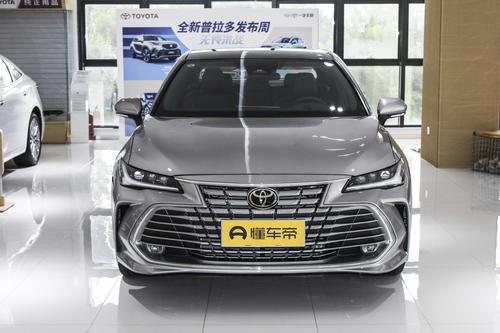 丰田亚洲龙2024款，提供混动版，17.88万起售，值得选吗？