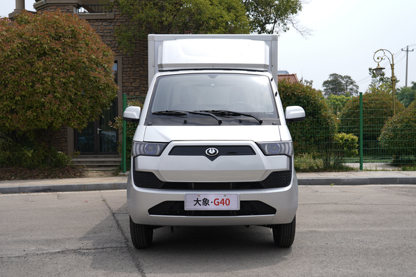 大象G40 2023款 G40-XG 2.7T 3.2m单排纯电动厢式微卡 41.86kwh厂商_基本信息图