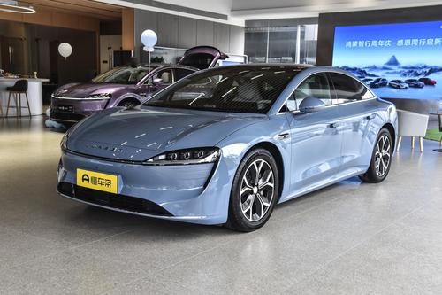 降价增配，三年免息，华为推"价格战"，智界S7能否胜出？