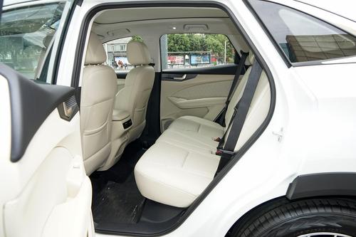 奇瑞造车太卷啦，10.99万就给中型SUV，还是1.5T插混，你说得劲不