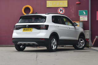 城市代步可以看看大众途铠，小型SUV，操控灵活，配1.5L+6AT组合图3