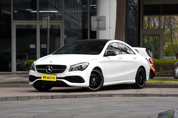 奔驰CLA 2018款 CLA 260 4MATIC内后视镜功能_玻璃/后视镜图