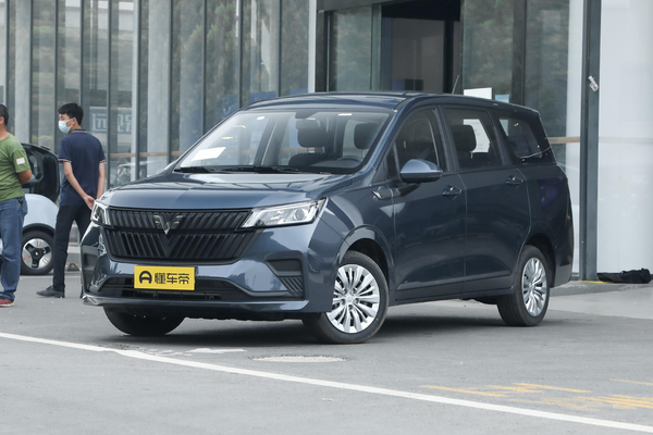 五菱佳辰 2022款 1.5L 手动乐享精英型厂商_基本信息图