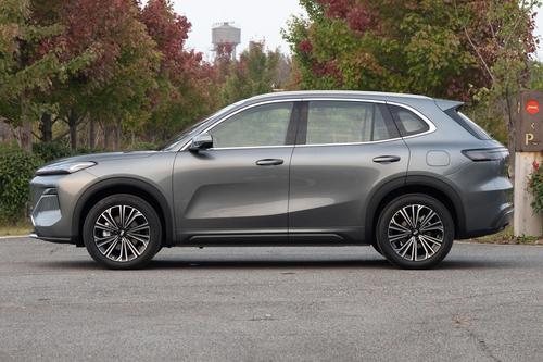 预算13万元，选银河星舰7 EM-i还是长安UNI-Z PHEV？一文了解透