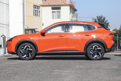 轴距为2750mm，续航600km+2C快充，带灵眸智驾，家用SUV看TA