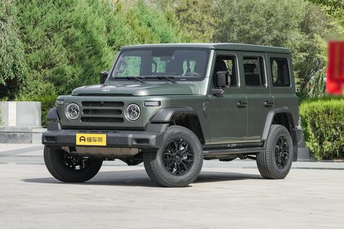 13.99万起售的212 T01带着2.0T+8AT重回越野圈，你会为情怀买单吗