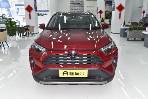RAV4荣放：起售17.68万，低油耗，月销16432台！