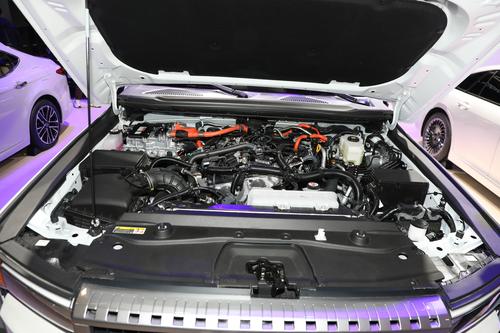 630扭矩配8AT，全时四驱带大梁，可靠耐用，这车开3年还能卖9折！