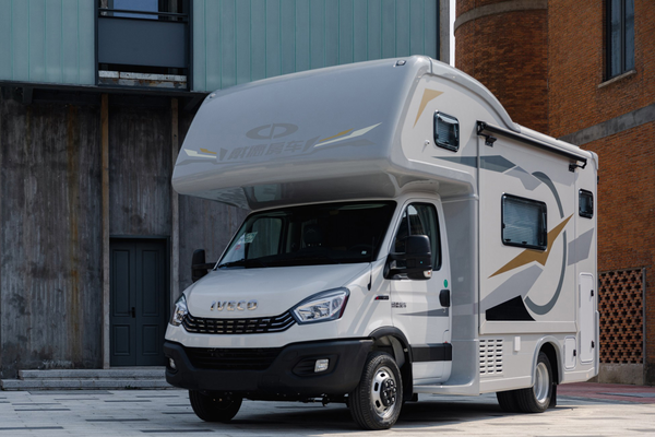 恺丰 2024款 标准版厂商_基本信息图