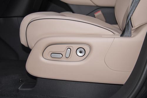 小鹏X9：中大型MPV，续航702km，推出0首付0利息，值得入手吗？