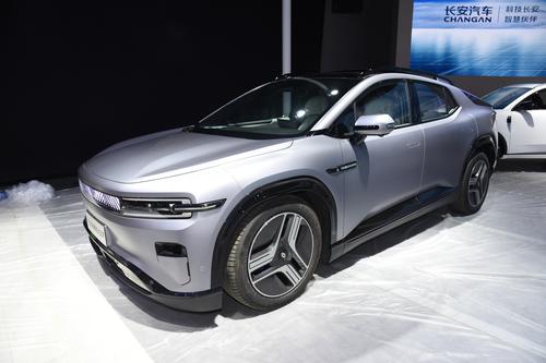 长安启源E07发布，7大技术成果，个性化定制，19.99万起售