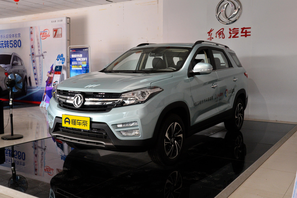 风光S560 2018款 1.8L 手动豪华型 5座 国V燃油标号_发动机图