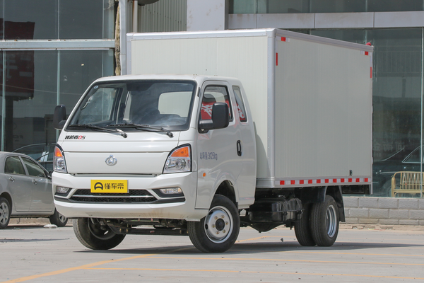 跨越者D5 2019款 1.8L PLUS中配型排半后双轮加长货箱厂商_基本信息图