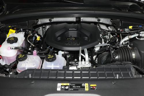 优惠20万，全时四驱+2.0T插混，6s破百，这款进口越野车得劲不？