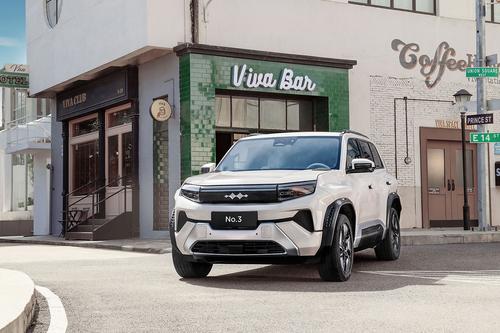 造型定了！方程豹新车官图发布，自带“小书包”，4.9秒破百+四驱