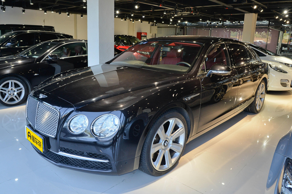 飞驰 2015款 6.0T W12 豪华版影音系统_影音娱乐图