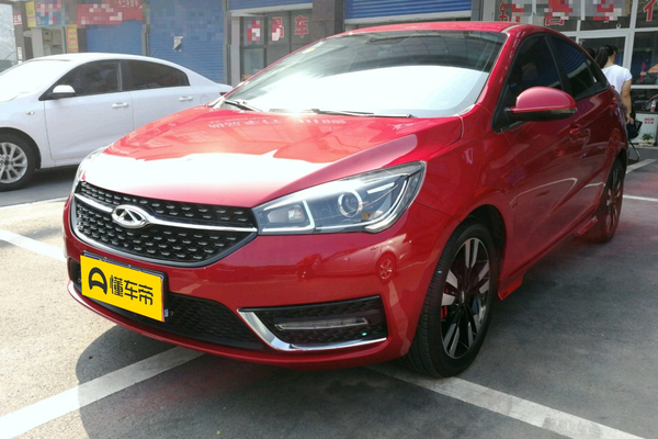 艾瑞泽5 2018款 1.5L 手动致敬青春版座椅材质_座椅配置图