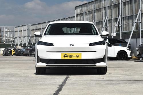 售8.99万起，采用1.5L插混动力，长安启源A05上市