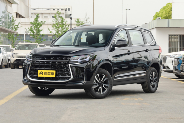 风行T5 2023款 盛世款 1.6L 手动筑梦版五座厂商_基本信息图