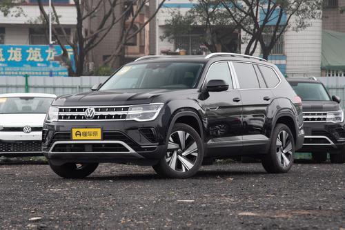 车长超5米，2+3+2座椅布局，买SUV看看大众途昂，24.9万起售
