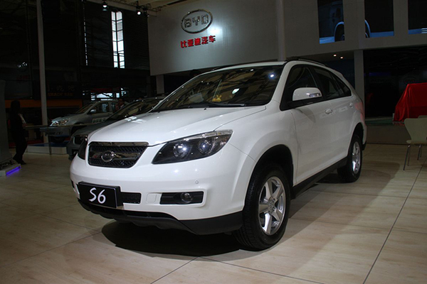 比亚迪S6 2014款 2.4L 自动尊贵型 5座变速箱_基本信息图