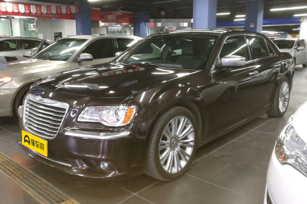 克莱斯勒300C(进口) 2013款 3.6L 尊享版NEDC综合油耗(L/100km)_基本信息图