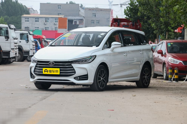 宋MAX 2018款 1.5T 自动智联豪华型 6座道路救援服务_智能互联图