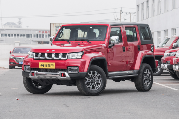 北京越野BJ40 2020款 2.0T 自动四驱城市猎人版至尊型座位数(个)_车身图