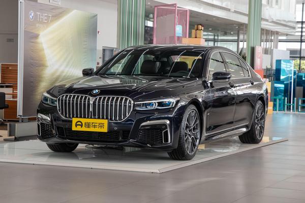 宝马7系 2022款 740Li xDrive 行政型 M运动套装轴距(mm)_车身图