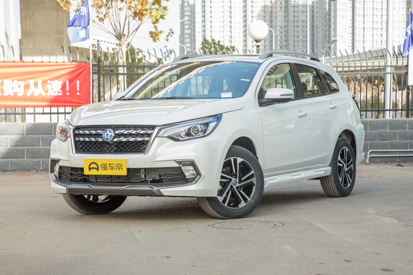 启辰T70 2019款 1.4T 手动睿享版厂商_基本信息图