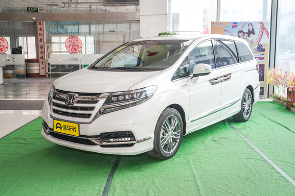艾力绅 2019款 2.0L 锐·混动舒适版前轮距(mm)_车身图