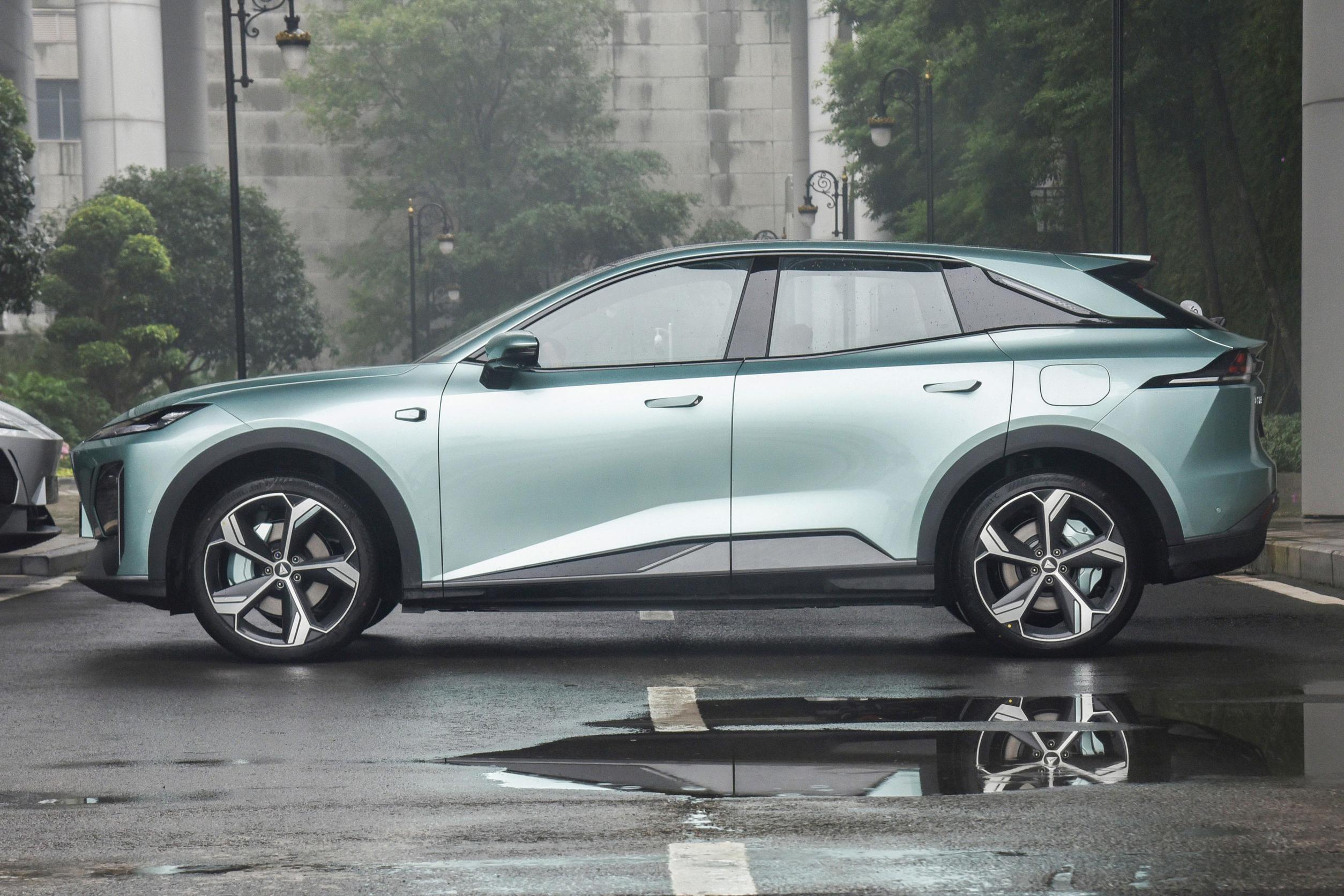 N510m Reev 深蓝S7 2023款 S7i 200Max 增程版图片_深蓝汽车_4/101张图片_汽车外观图库_懂车帝