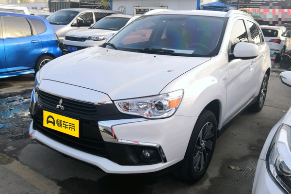 劲炫ASX 2016款 1.6L 手动两驱进取版座位数(个)_车身图