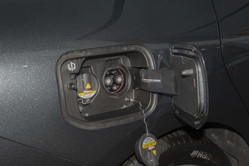 售14.88万，三块屏+8295芯片，轴距2930mm，这款C级车是你的菜吗