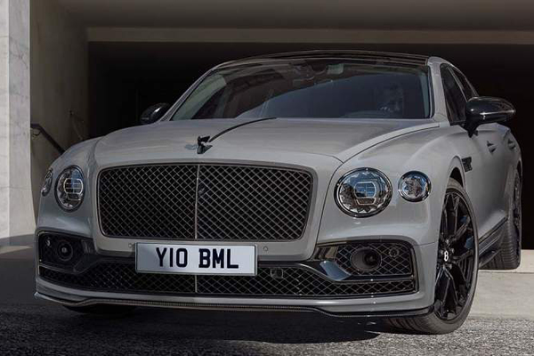 飞驰 2024款 4.0T V8 S厂商_基本信息图