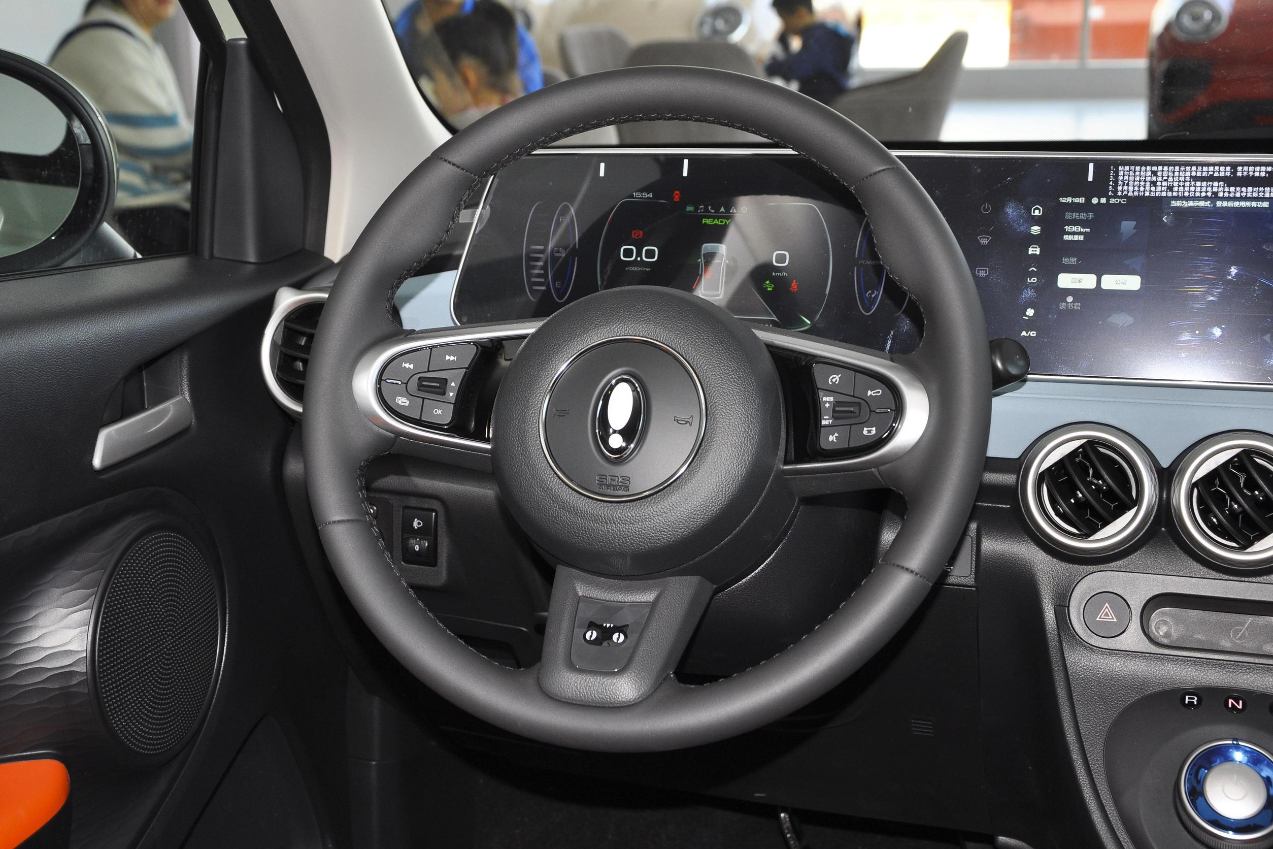 欧拉黑猫壁纸_欧拉黑猫_欧拉黑猫内饰图片_4/973张图片_欧拉黑猫黑色/