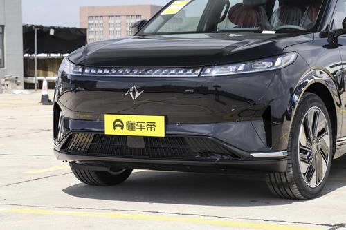 东风进军奶爸车市场，轴距3025mm，大六座SUV配冰箱，这车要火？