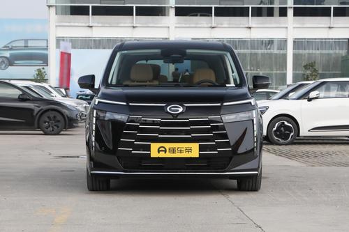 2+2+3座椅布局，轴距2930mm，续航1200km，传祺E8 PHEV怎么样？