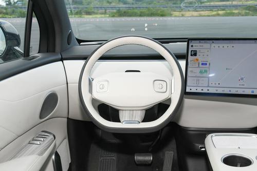 售价19.99万起，买一车当三车用，启源E07你看香不香？