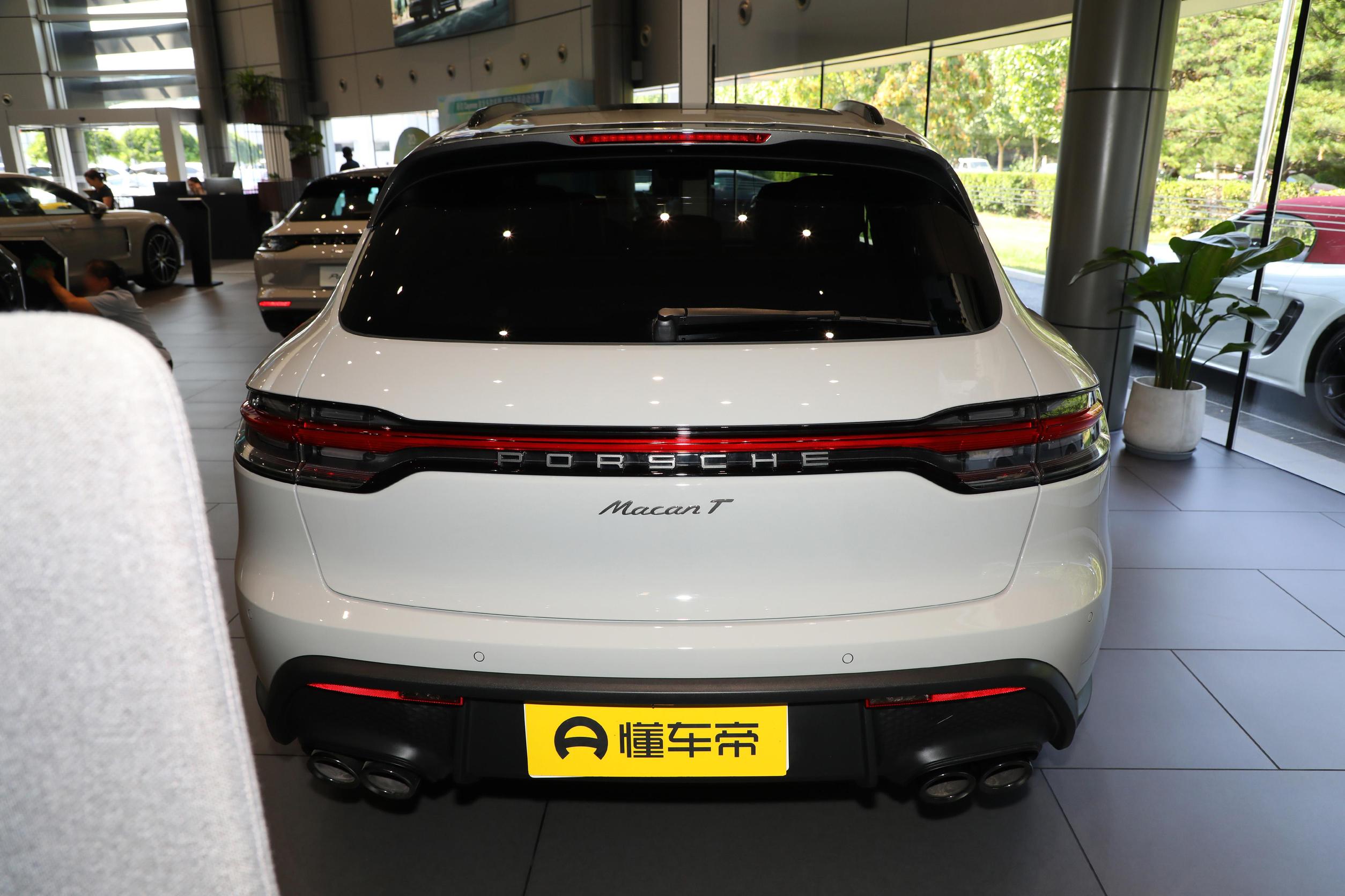 Macan 2023款 改款 Macan T 2.0T图片_保时捷_3/49张图片_汽车外观图库_懂车帝